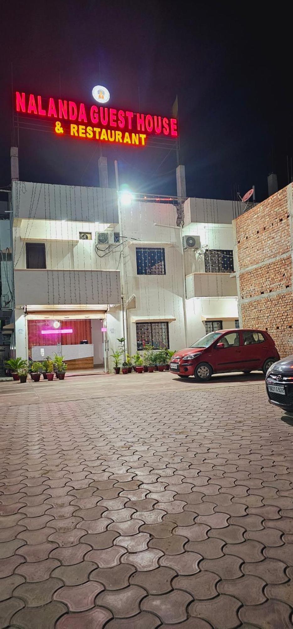 Hotel Nalanda Guest House Esterno foto